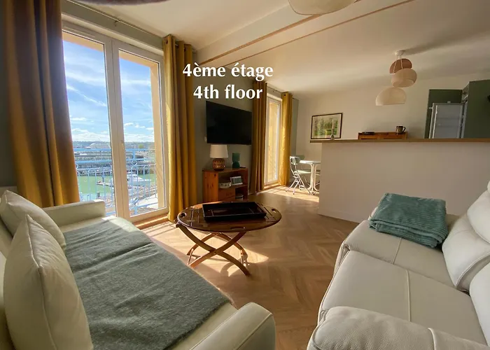 Etablissement 3 Etoiles Avec Ascenseur, 3 Appartements Lumineux Vue Port Avec Balcon, 200M De La Mer, Wifi Fibre, Tous Service Inclus