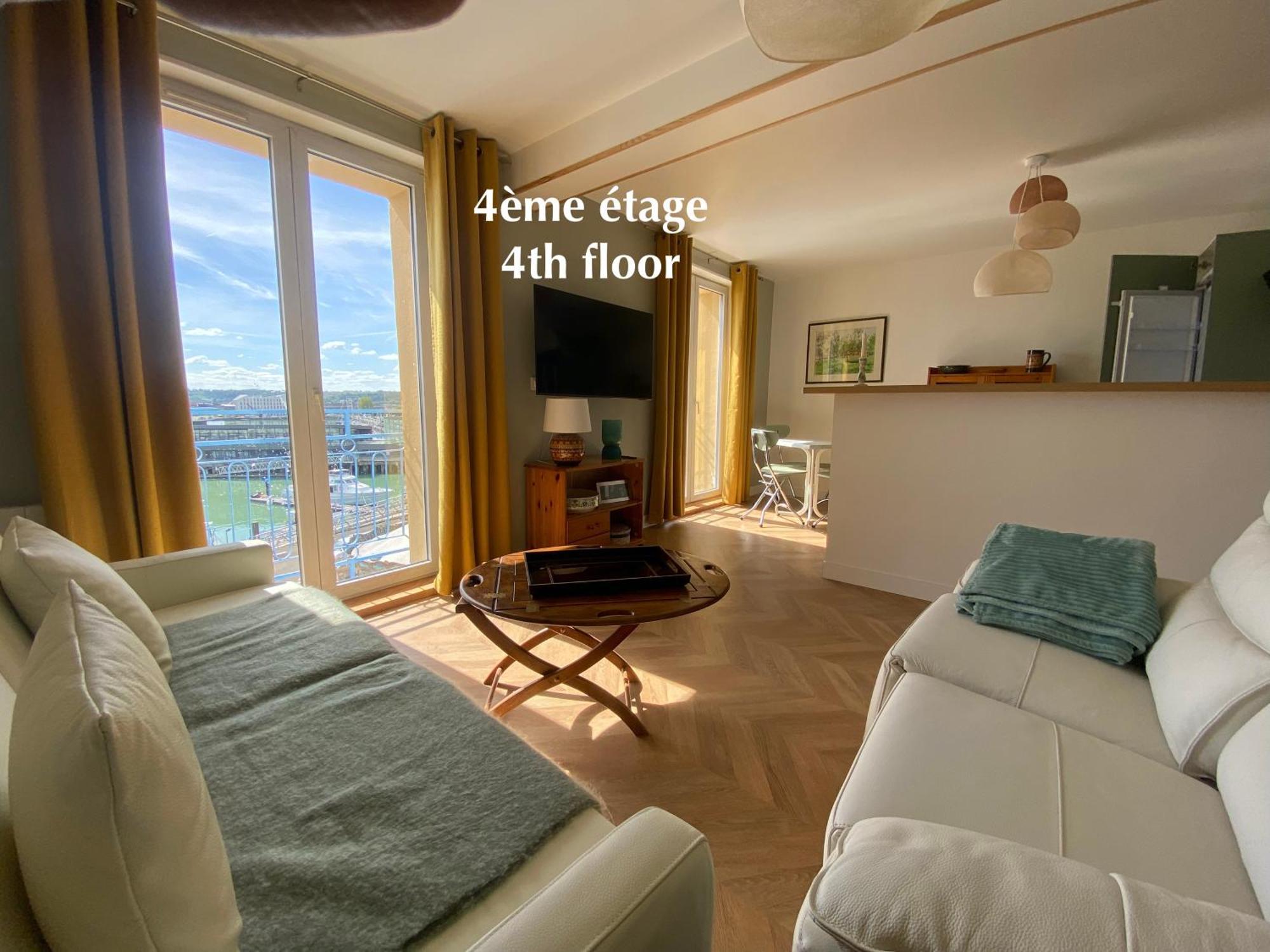 Etablissement 3 Etoiles Avec Ascenseur, 3 Lumineux Vue Port Avec Balcon, 200m De La Mer, Wifi Fibre, Tous Service Inclus Dieppe